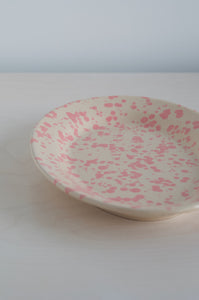 OVAL PLATE, PINK ON CREAM